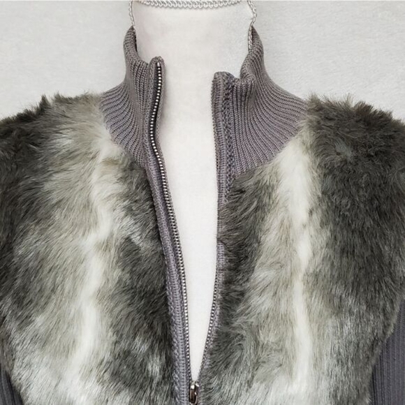 Victoria Harbour Vintage 1990s Faux Fur Ribbed Knit Mock Neck Sweater Jacket - Picture 4 of 14
